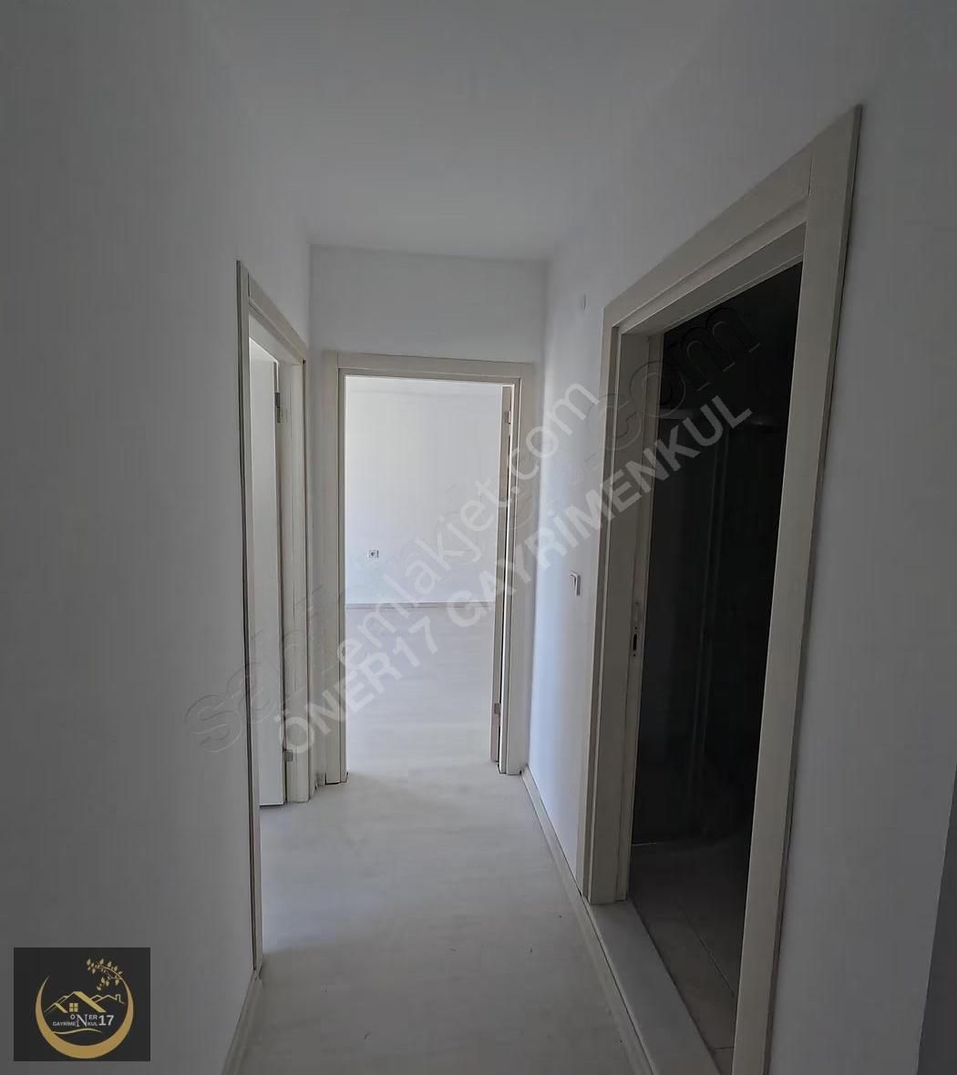 Merkezi Konumda | İsmetpaşa Mahallesi Kiralık 1+1 - Görsel 3