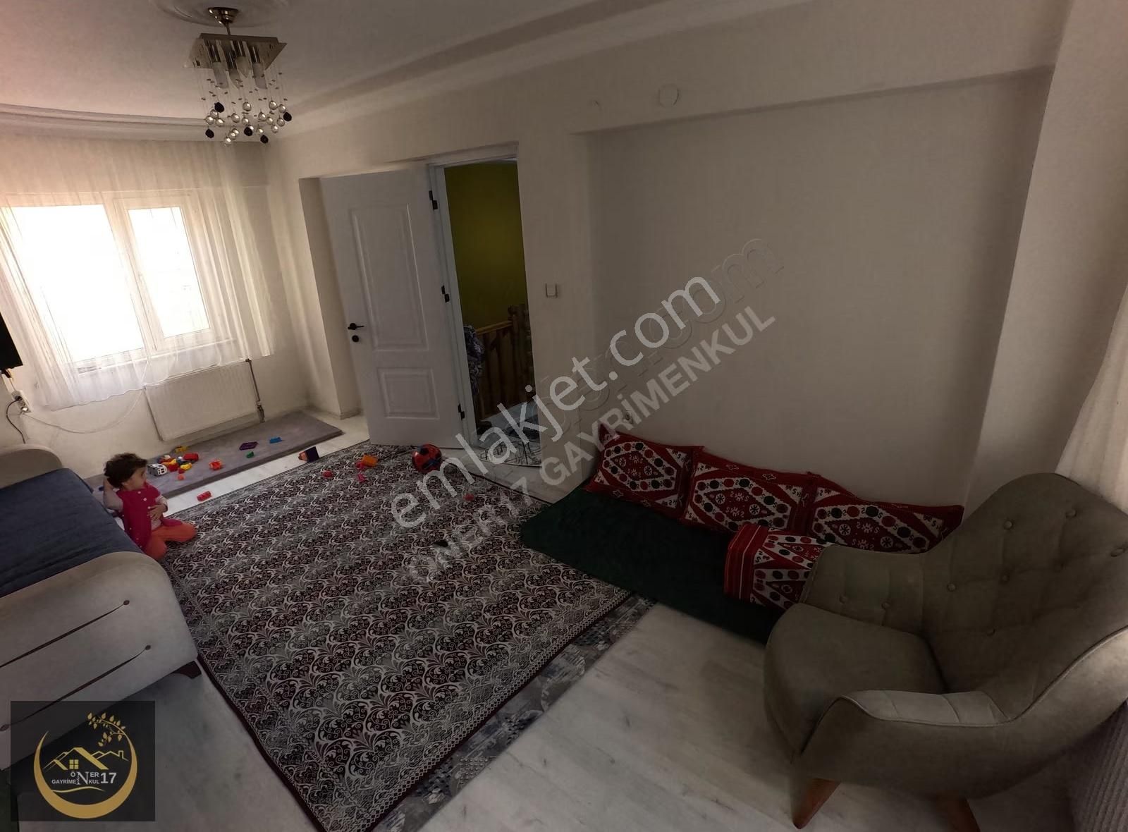 Çanakkale Merkez Cevatpaşa Mahallesi Satılık Bakımlı 3+1 Dubleks - Görsel 24