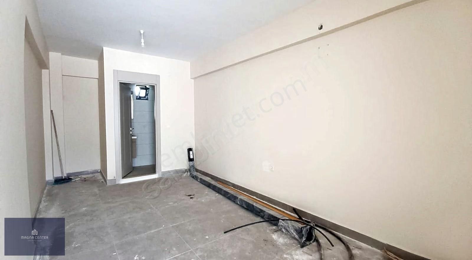 Magna'dan Parlayan Yıldız Kayapa'da Satılık Dükkan - Görsel 4