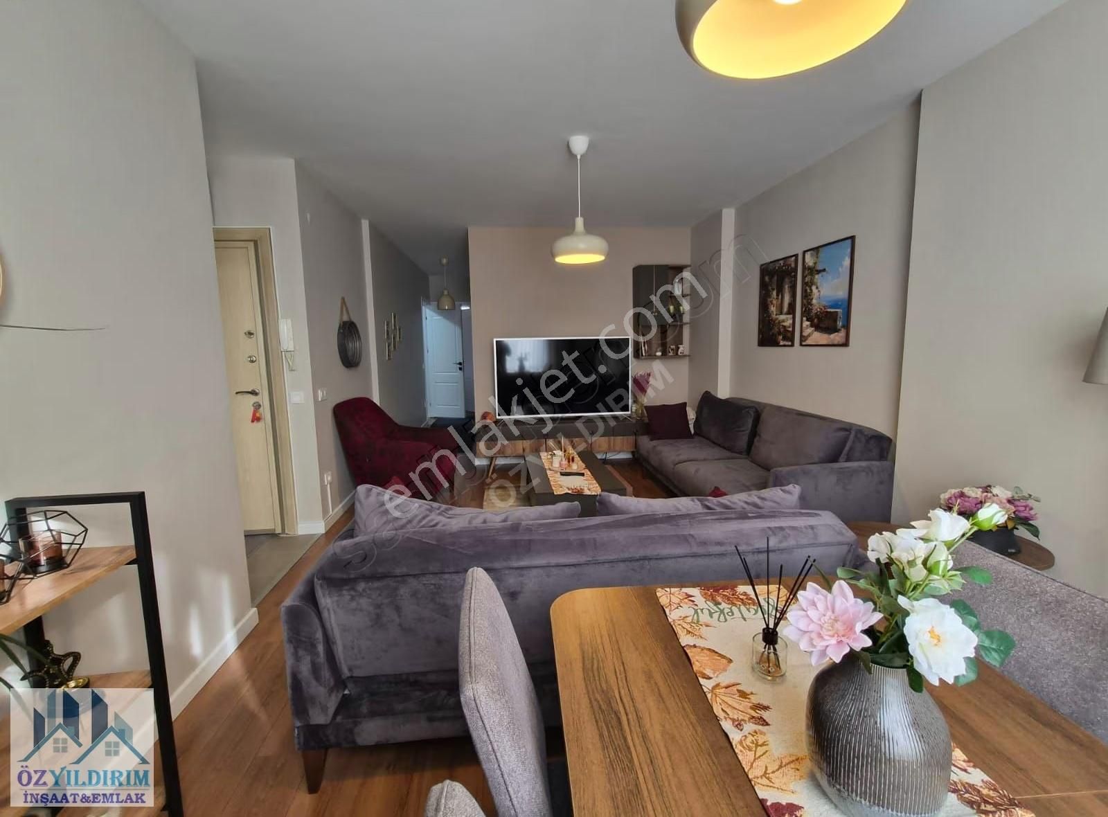 Sancaktepe Sarigazi Sitede Eşyalı 2+1 Özel Yapım Satılık Daire - Görsel 24