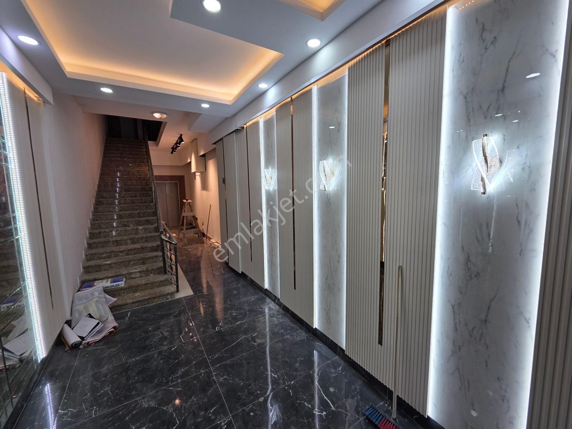 Alsancak Hikmet Özer Caddesi Üzeri 1. Kat Çift Balkonlu 2+1 Satılık Daire - Görsel 9