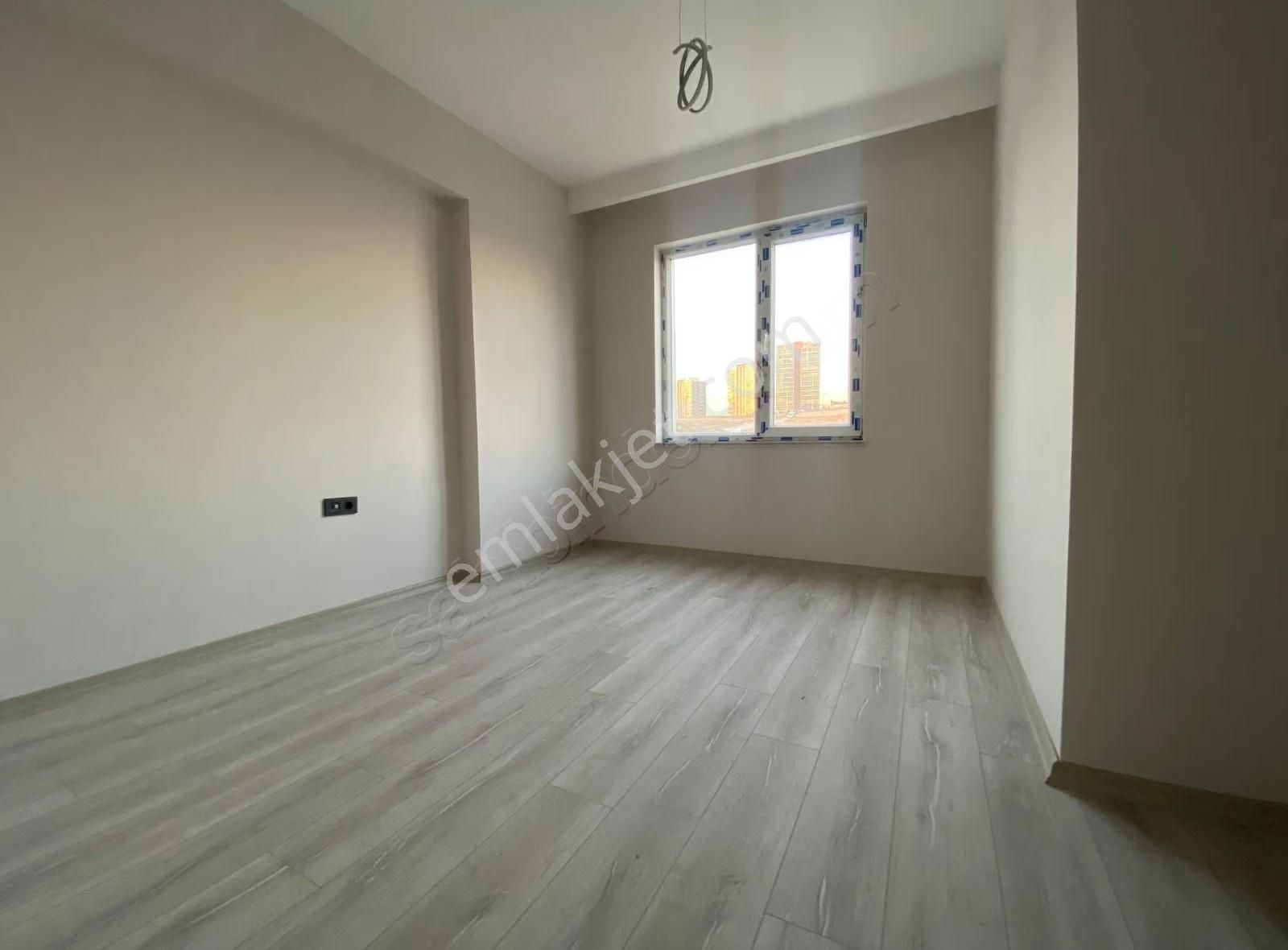 Yüksek Kredi'li Orman Ve Şehir Manzaralı 4+1 - Görsel 5