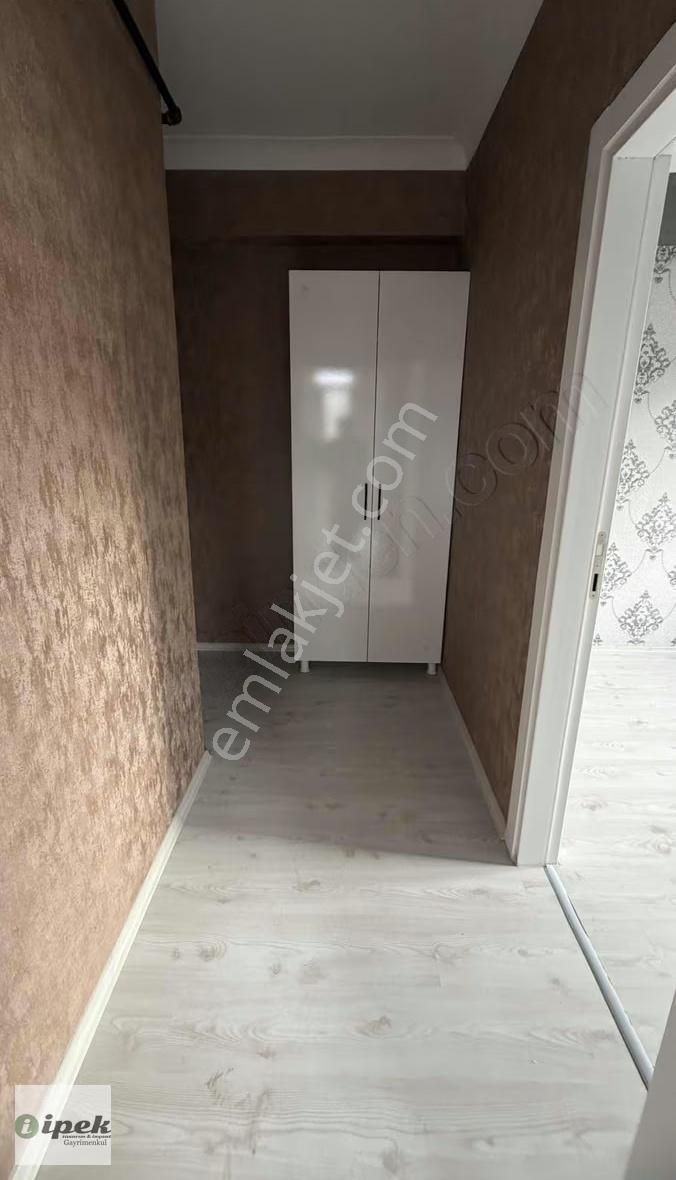 Fuar Alanında 1+1 Kiralık Daire - Görsel 7