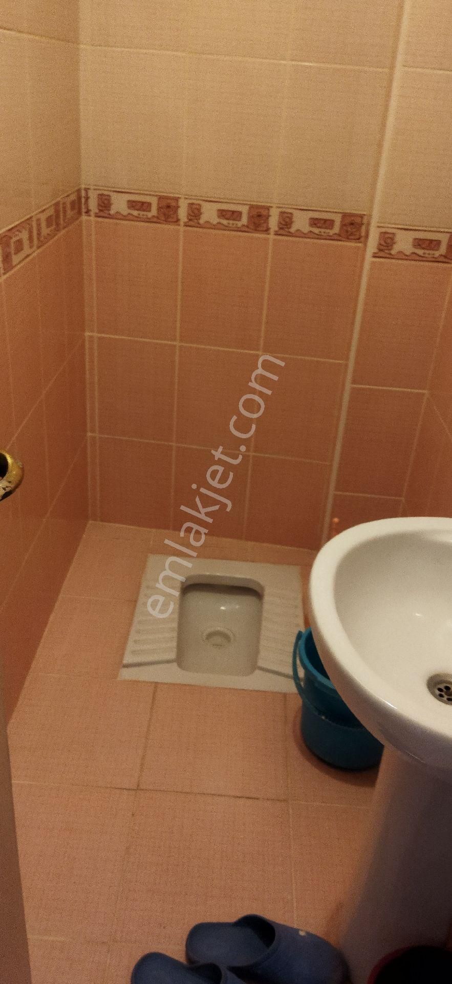 Bursa Mustafakemalpaşa İlçesinde Ana Caddeye 10 Metre Uzaklıkta 3 Kat Üst Kat 2+1 Masrafsız Daire - Görsel 9