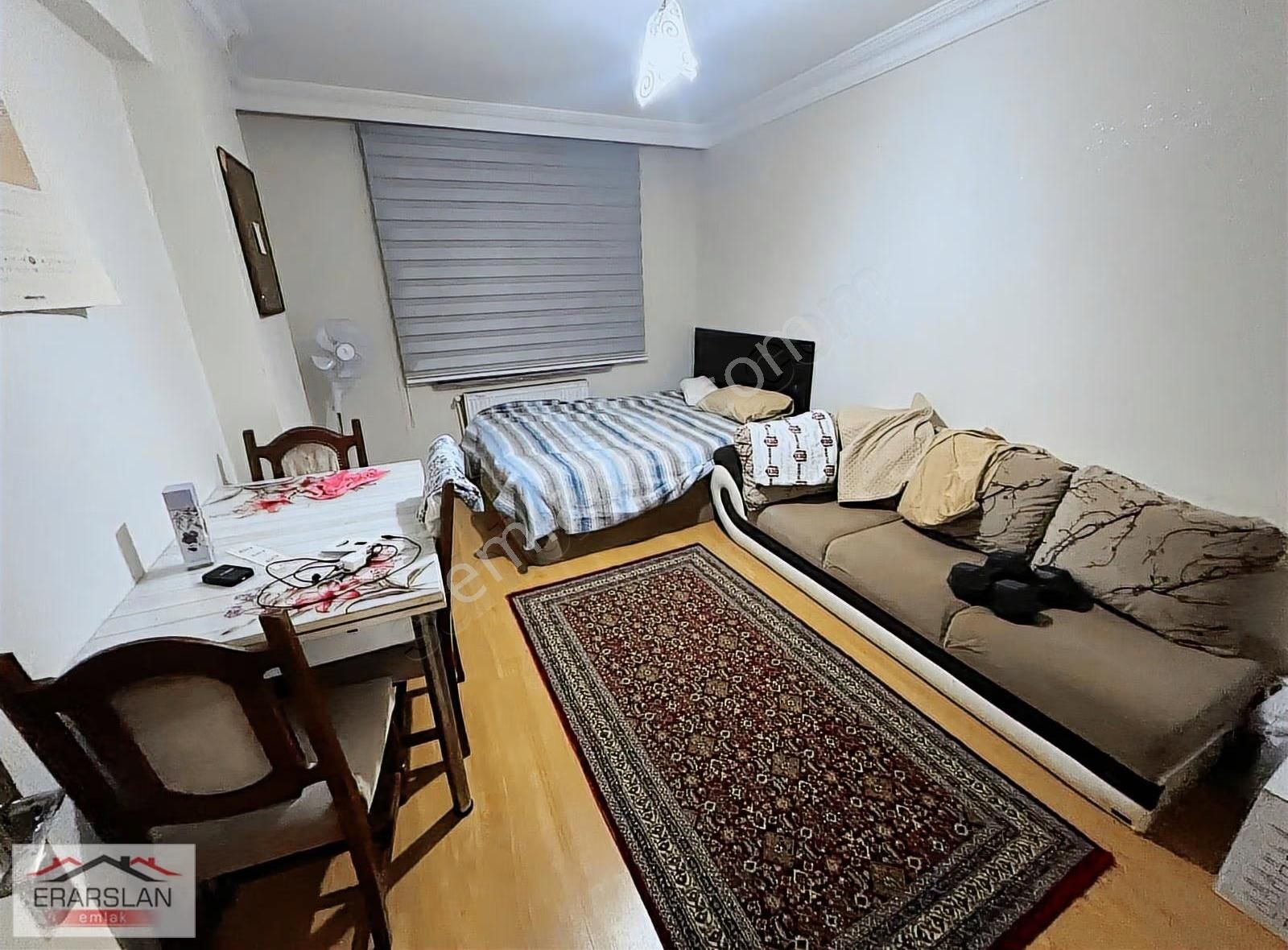 Erarslan Emlaktan Satılık Düz Giriş 2+1daire 80m2 /25 Yıllıkbina - Görsel 3