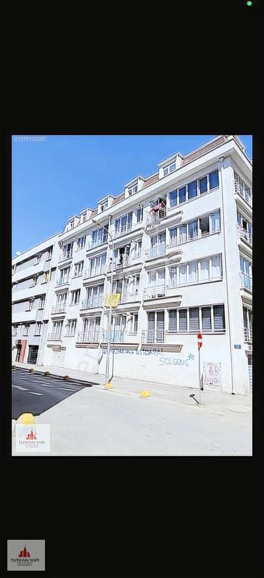 Yenibağlar Mahallesi Arakat Kombili 1+0 Eşyalı Kiralık Daire