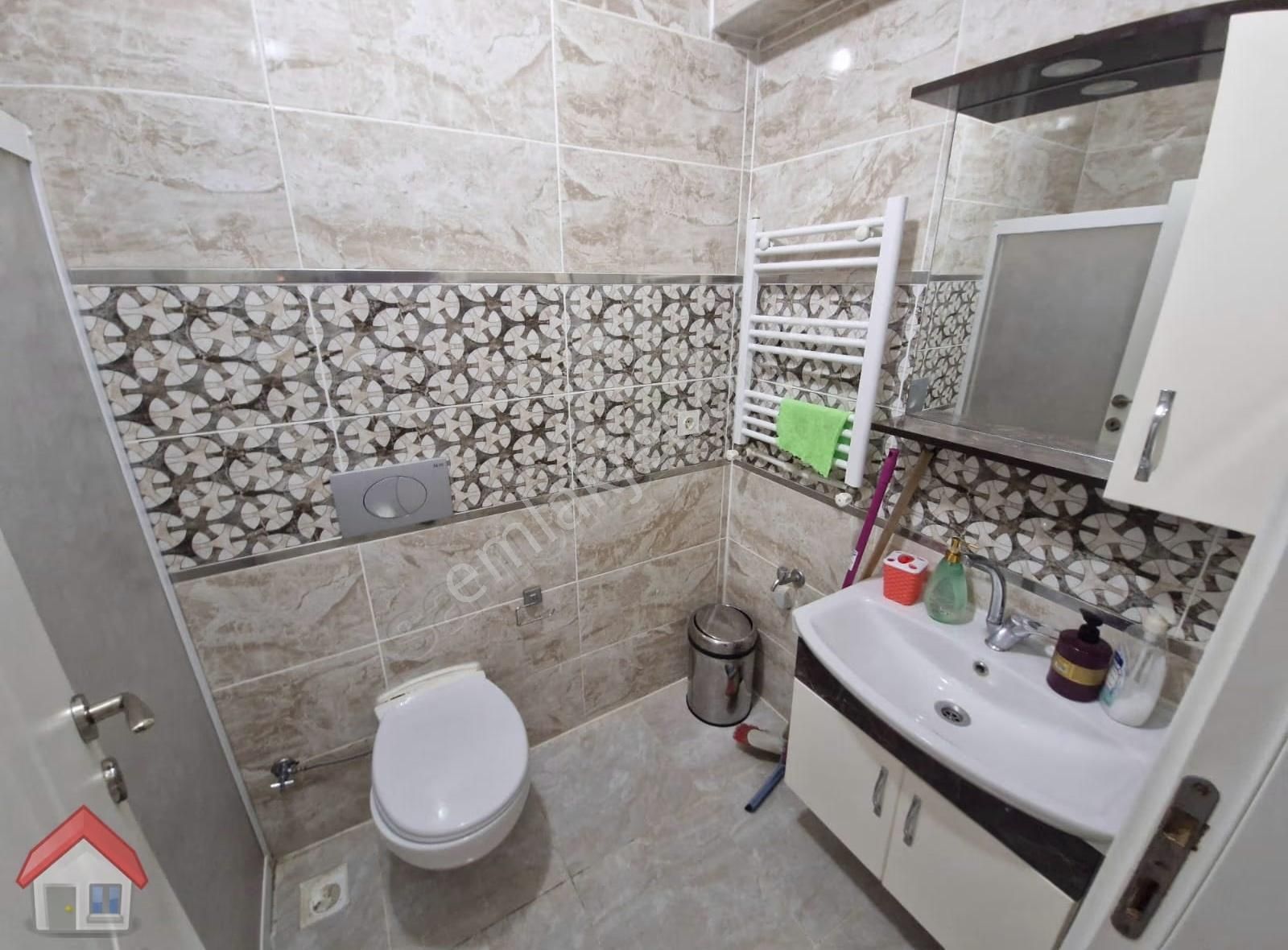 Adapazarı Karasu Aziziye Mah. 120m2 3+1 Çift Balkonlu - Görsel 4