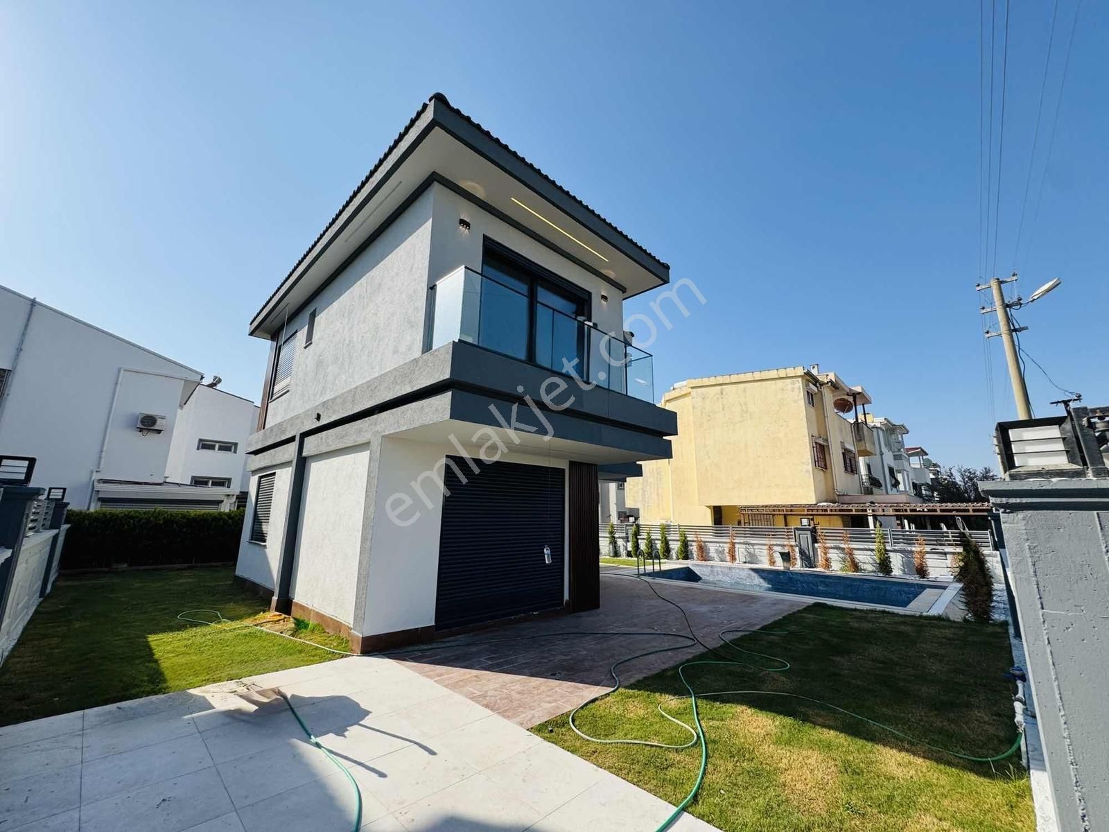 Güzelçamlı'da Siteden Bağımsız Tam Müstakil Havuzlu 3+1 Villa - Görsel 3