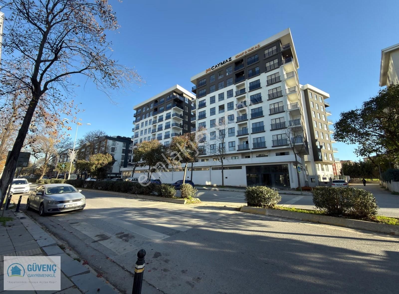 Güvenç'den İstasyon'da Sıfır 1+1 Daire...