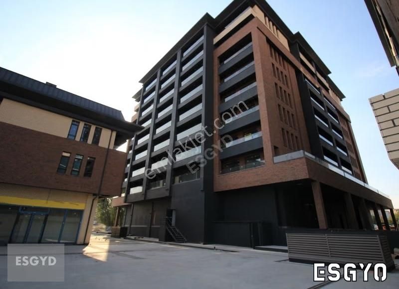 Esgyo'dan Aydoğanlar Plaza'da 1+1 Ticari Ruhsatlı Kiralık Ofis - Görsel 29
