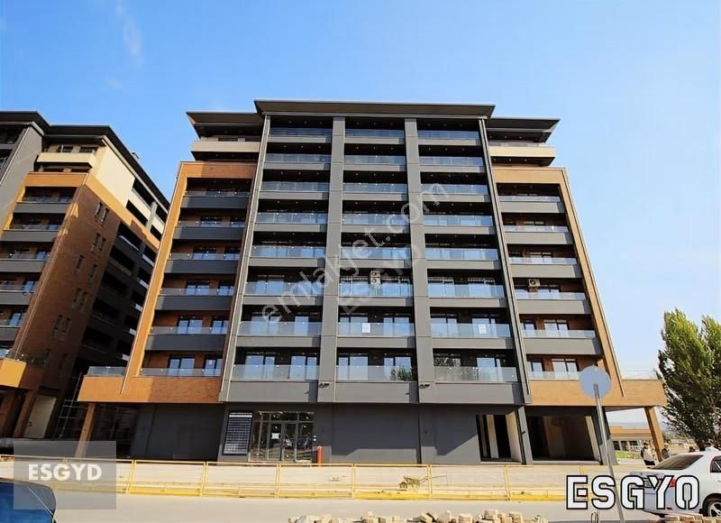Esgyo'dan Aydoğanlar Plaza'da 1+1 Ticari Ruhsatlı Kiralık Ofis - Görsel 13