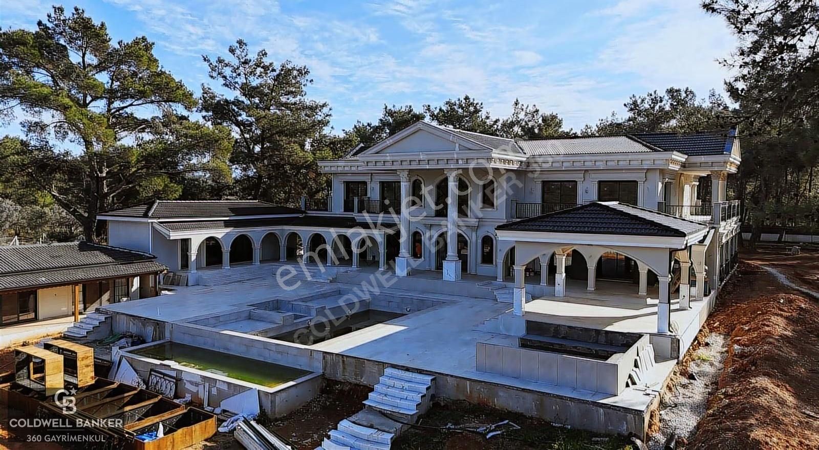 İzmir Menderes'te Emsalsiz Muhteşem Satılık Köşk/malikhane - Görsel 12