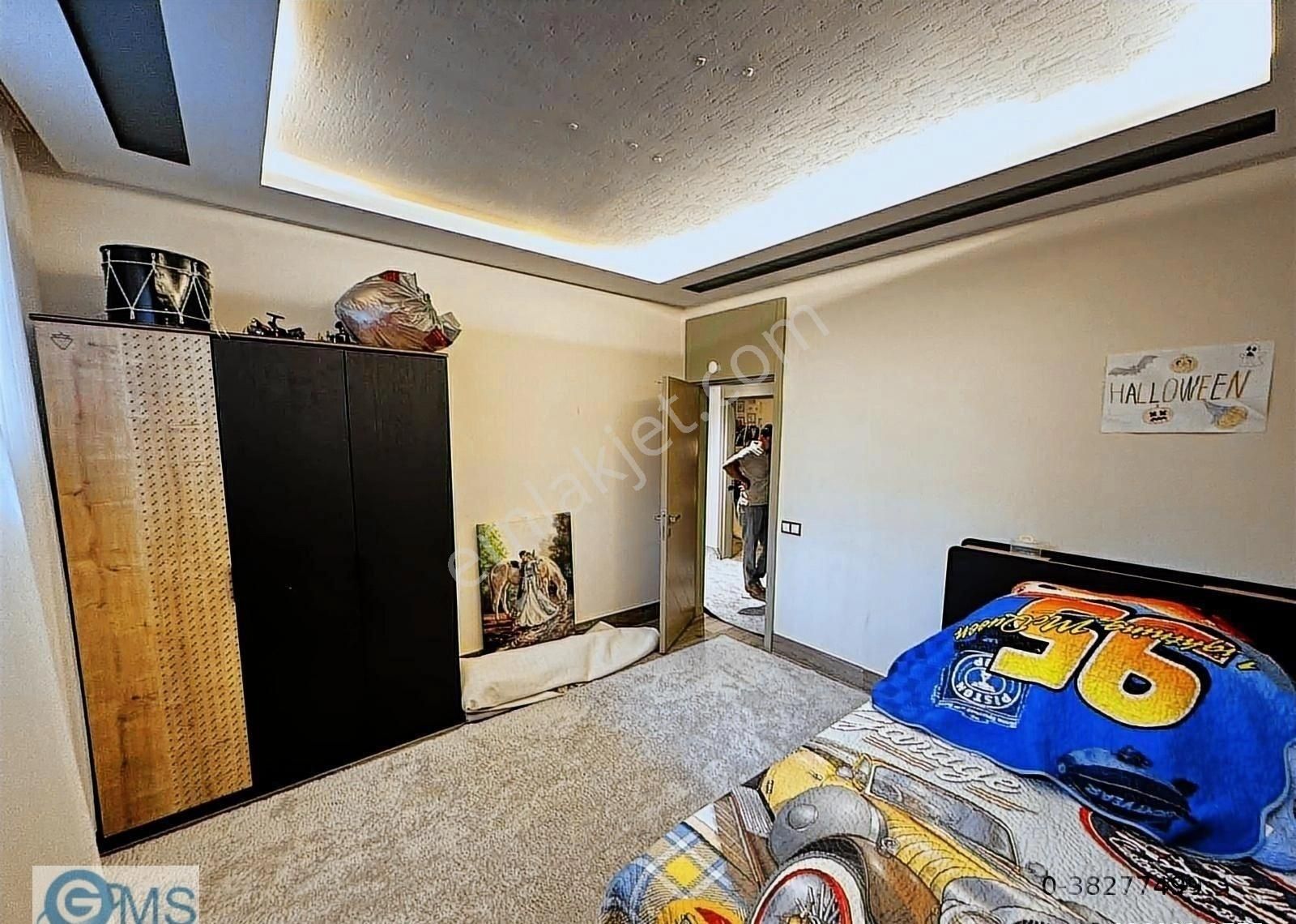 Aydoğmuş'ta Eşyalı Satılık 4+1 Tramvay'a 100m - Görsel 31