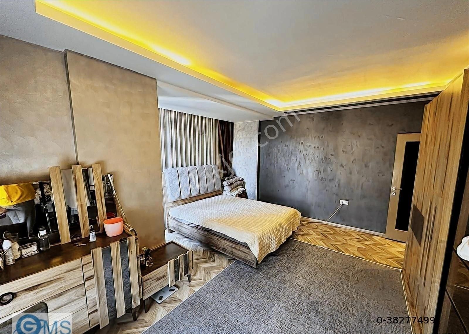 Aydoğmuş'ta Eşyalı Satılık 4+1 Tramvay'a 100m - Görsel 28