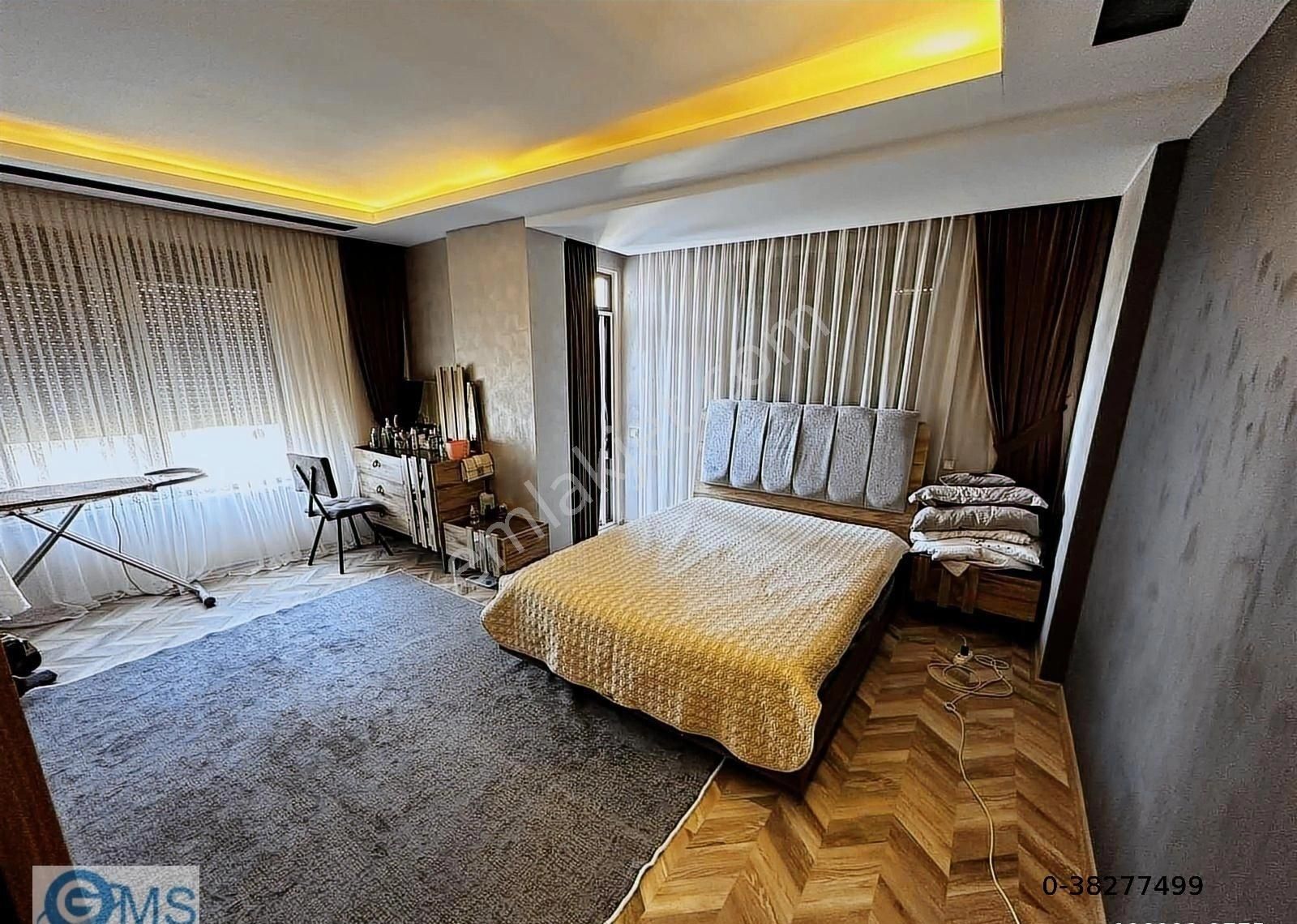 Aydoğmuş'ta Eşyalı Satılık 4+1 Tramvay'a 100m - Görsel 32