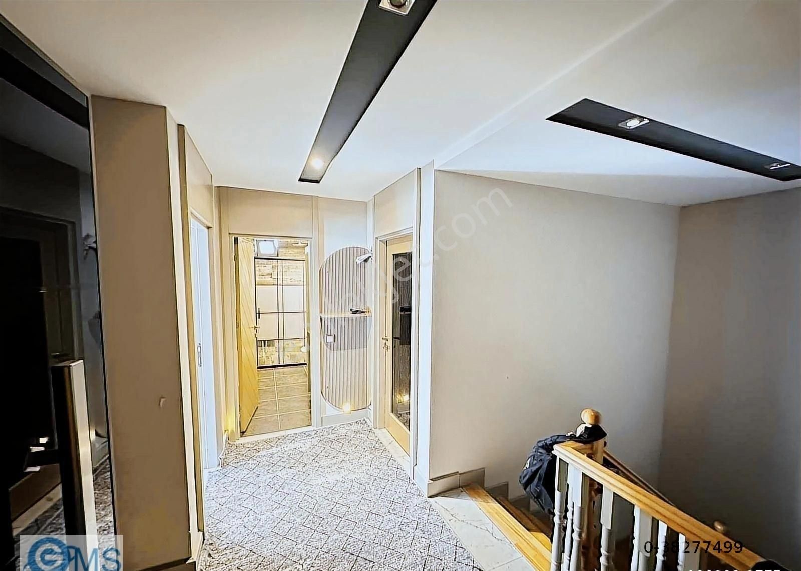 Aydoğmuş'ta Eşyalı Satılık 4+1 Tramvay'a 100m - Görsel 24