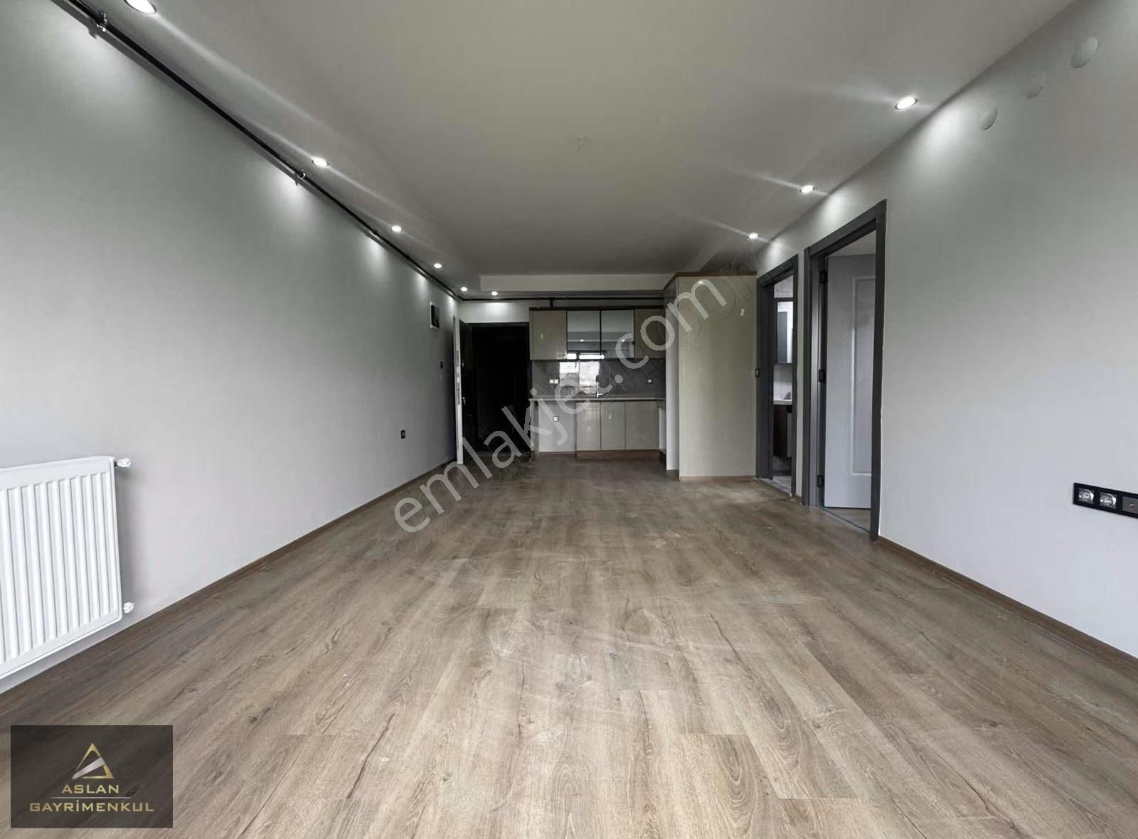 Aslan'dan Bahçe Manzaralı Büyük Tip Sıfır Kiralık 1+1 Daire - Görsel 9