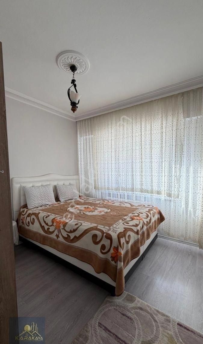 Karakaya Emlak Ofisinden Şehitlik Adnan Menderes Sitesi Fırsat Daire - Görsel 10