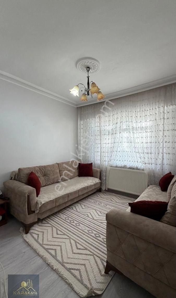 Karakaya Emlak Ofisinden Şehitlik Adnan Menderes Sitesi Fırsat Daire - Görsel 12