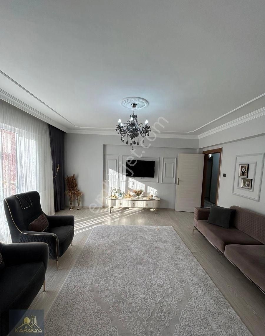 Zafer Mahallesinde 3+1 Krediye Uygun Satılık Daire