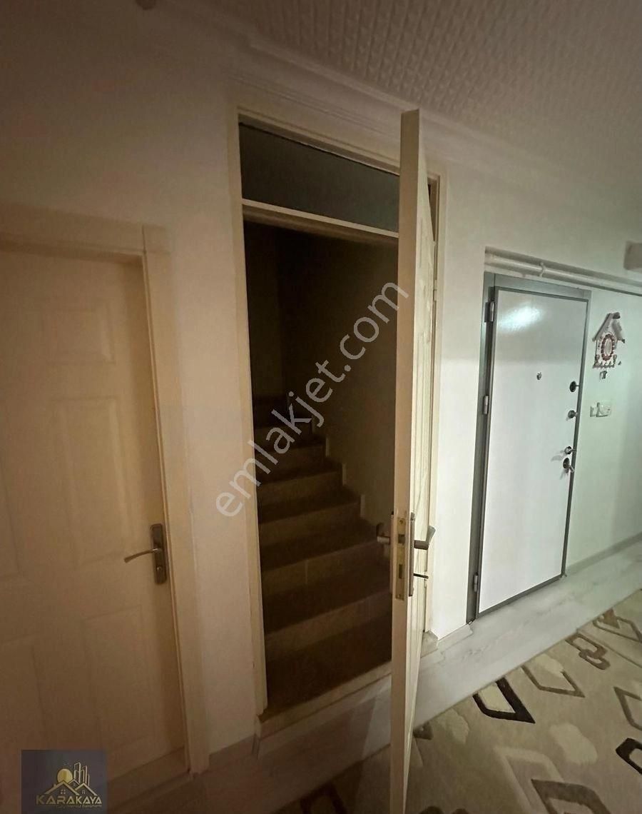 Karakaya Emlak Ofisinden Şehitlikte Harika Konumda Dubleks - Görsel 8