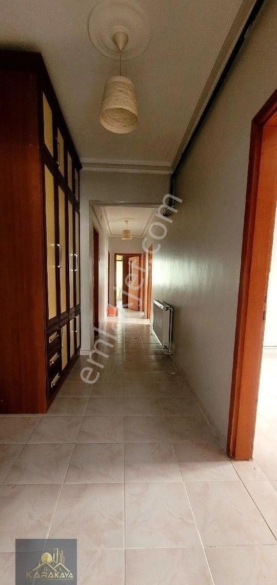 Karakaya Emlak'tan Kiralık Zafer Mah.orta Kat 3+1 Daire - Görsel 2