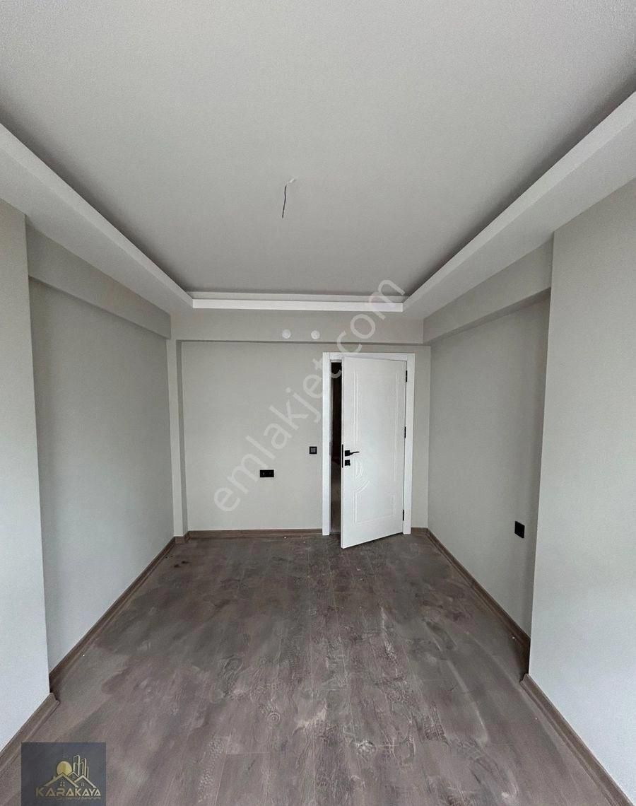 Karakaya Gayrimenkulden Şehitlik Mahallesinde 4+1 Sıfır İskanlı Oturuma Hazır Daire - Görsel 15