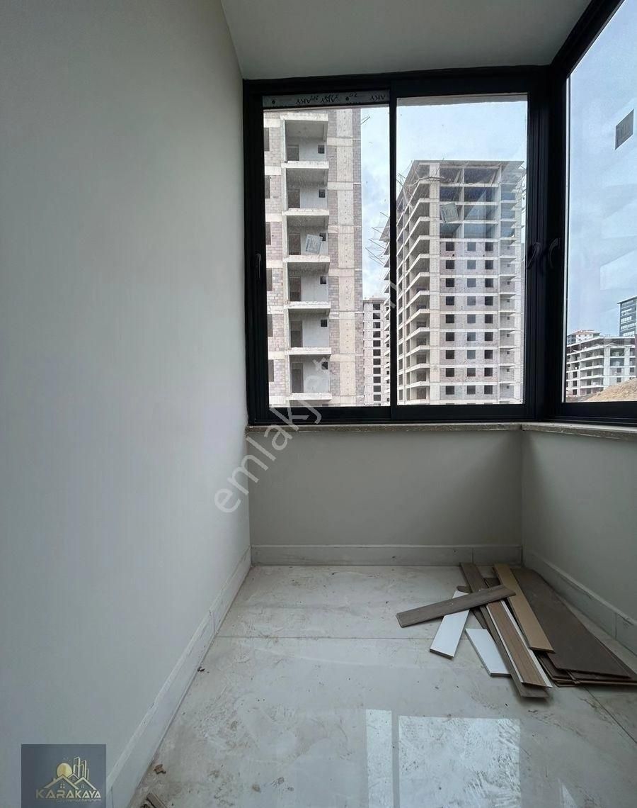 Karakaya Gayrimenkulden Şehitlik Mahallesinde 4+1 Sıfır İskanlı Oturuma Hazır Daire - Görsel 23