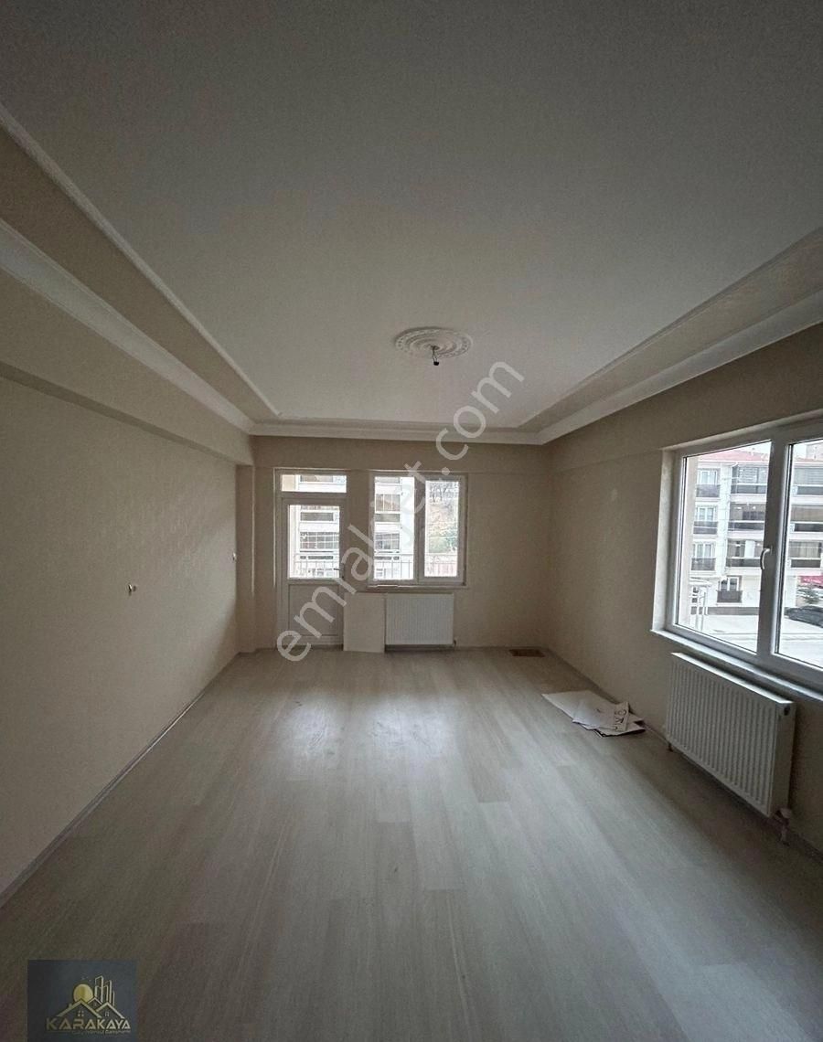 Krediye Uygun Şehitlik Mahallesi 4+1 Satılık Daire - Görsel 4