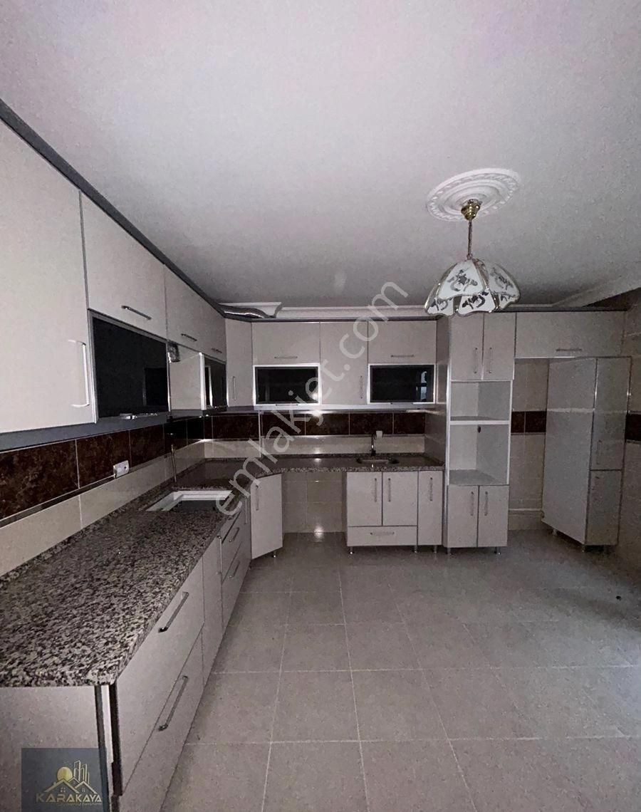 Krediye Uygun Şehitlik Mahallesi 4+1 Satılık Daire - Görsel 16