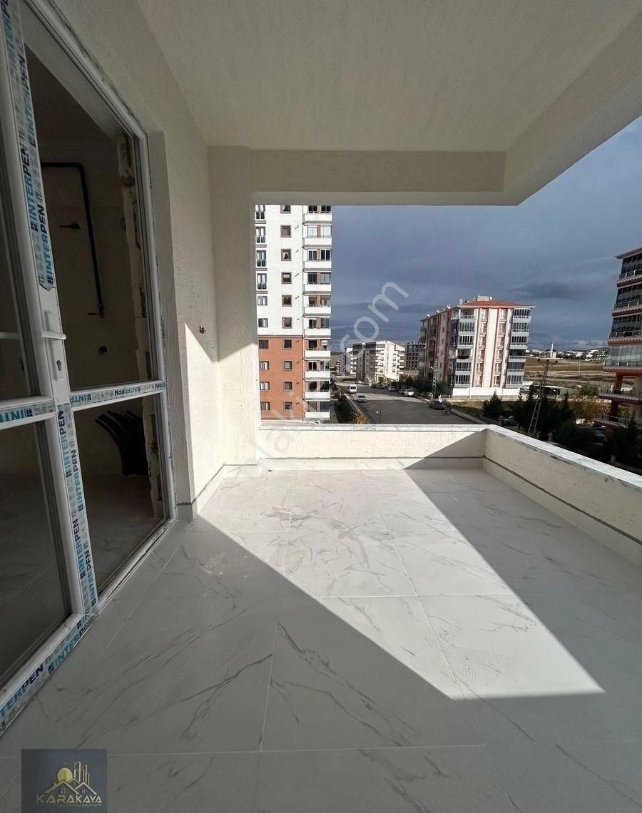 Karakaya Gayrimenkulden Şentepe Sol Tarafta 3+1 Ara Kat Daire - Görsel 2
