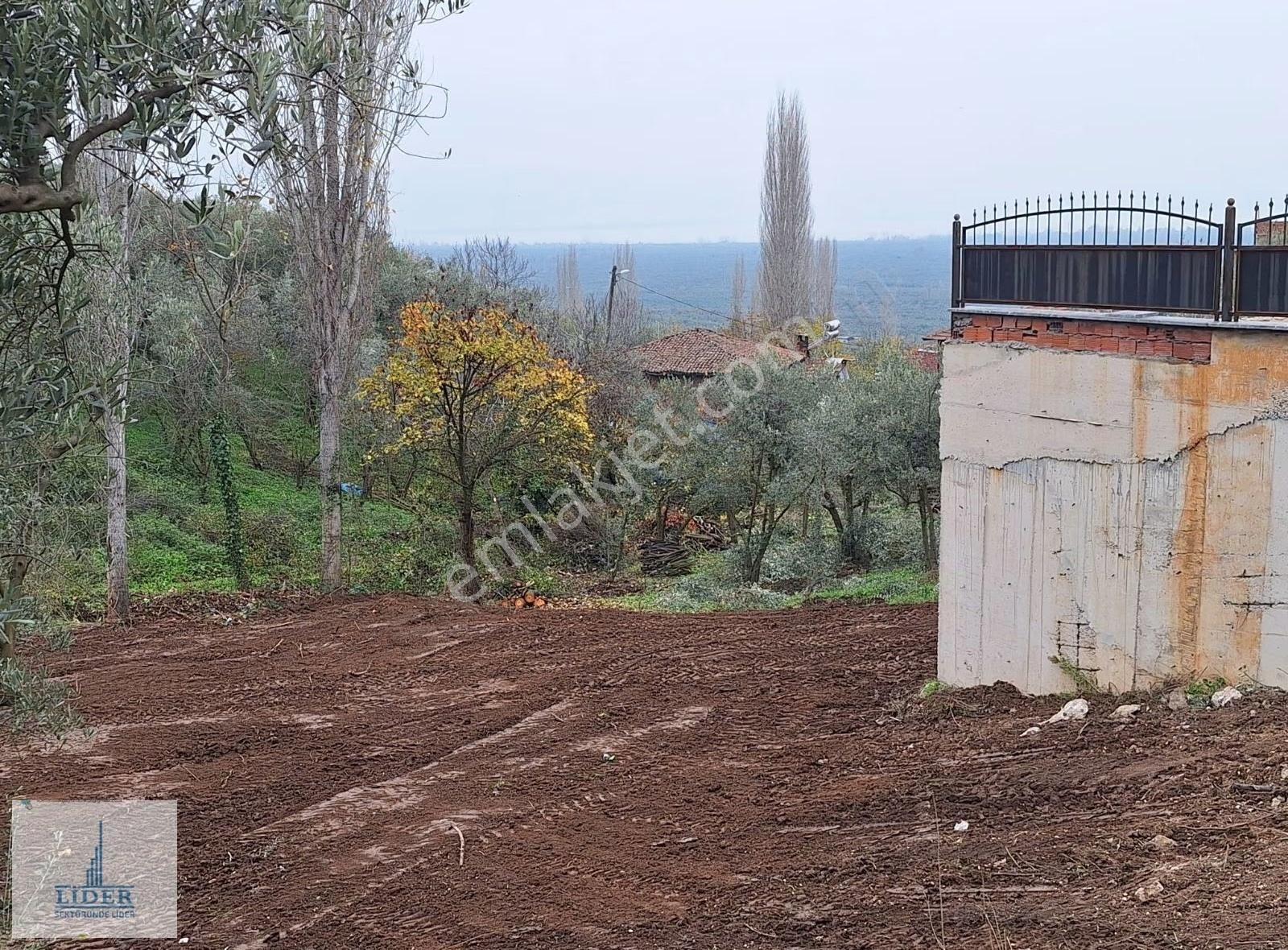 Bursa Orhangazi Heceler Mah. 2.5 Kat İmarlı Göl Manzaralı Arsa