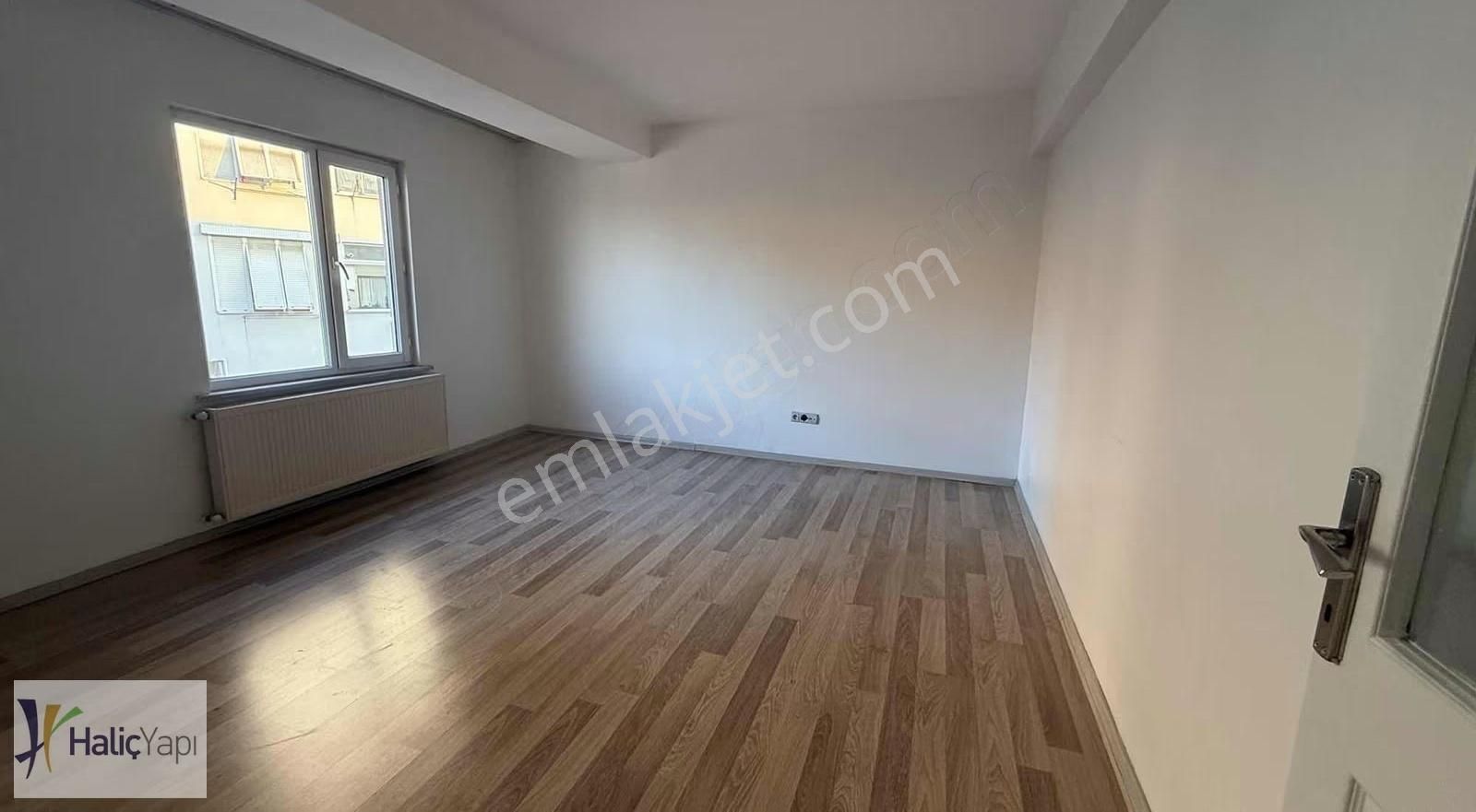 Gürselde 2+1 Manzaralı Metrobüse Yakın Kiralık Daire - Görsel 7