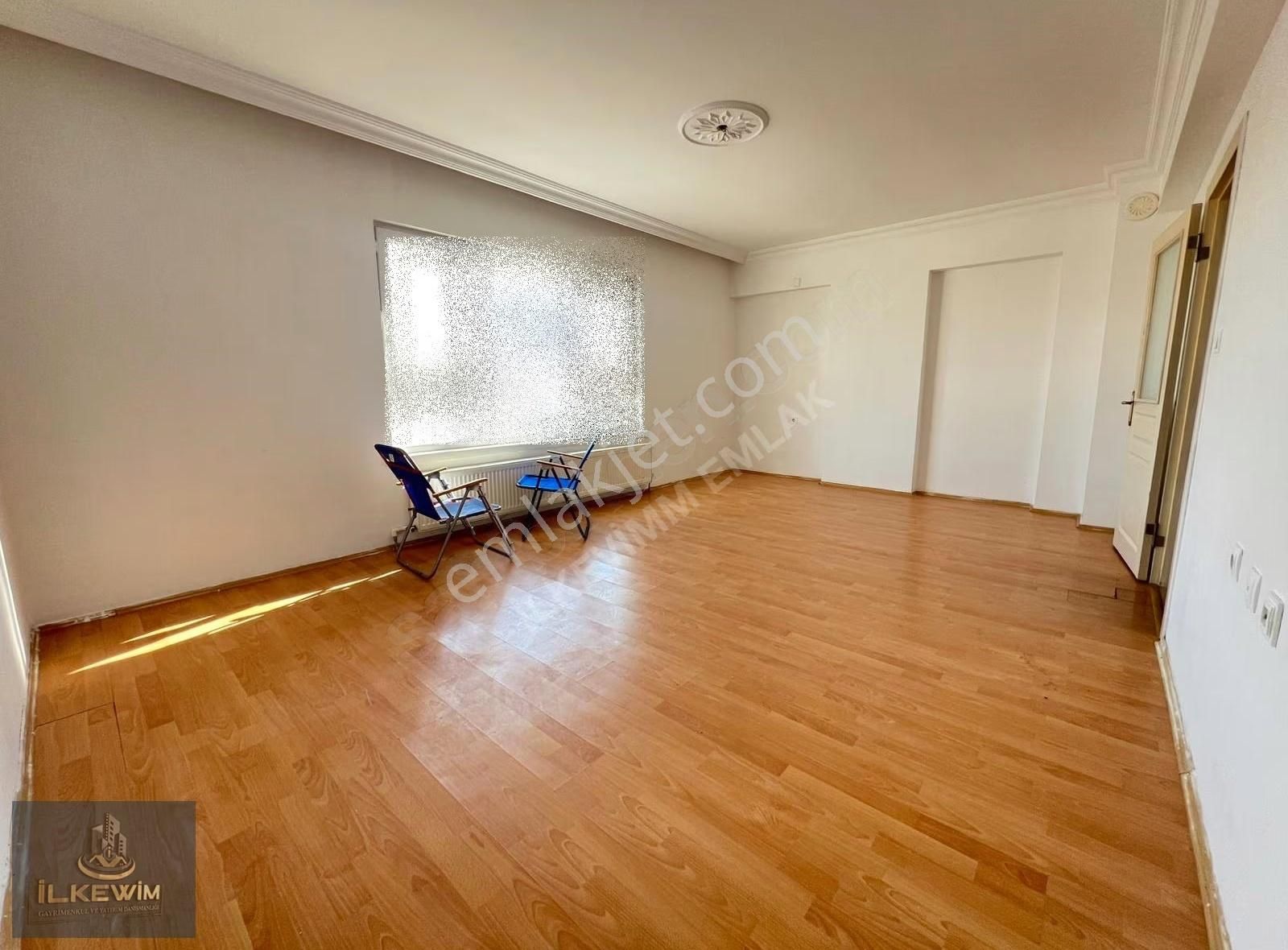 Şehitler Cadde Üstü Merkezi Konumda Katta Acil Satılık 3+1 Daire - Görsel 24