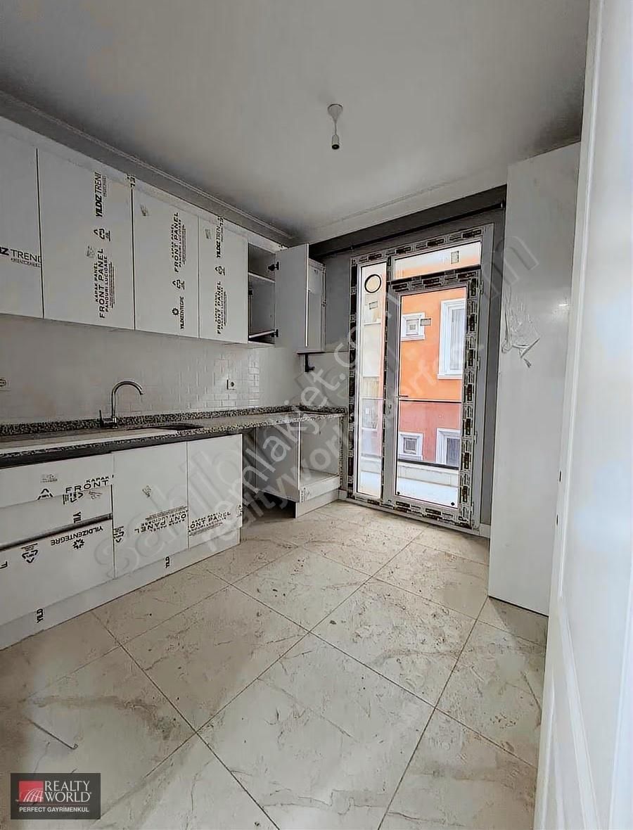 Deniz Köşklerde Yeni Binada Ara Kat 2+1 Daire - Görsel 9