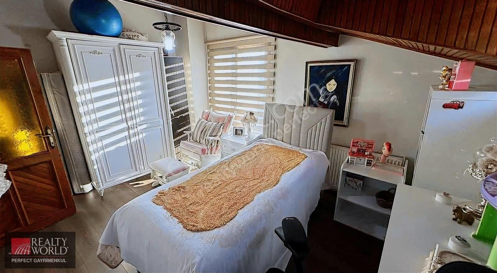 *realty World* Kilyos 'da 600m2 İçin'de Satılık Seçkin Bir Villa - Görsel 2