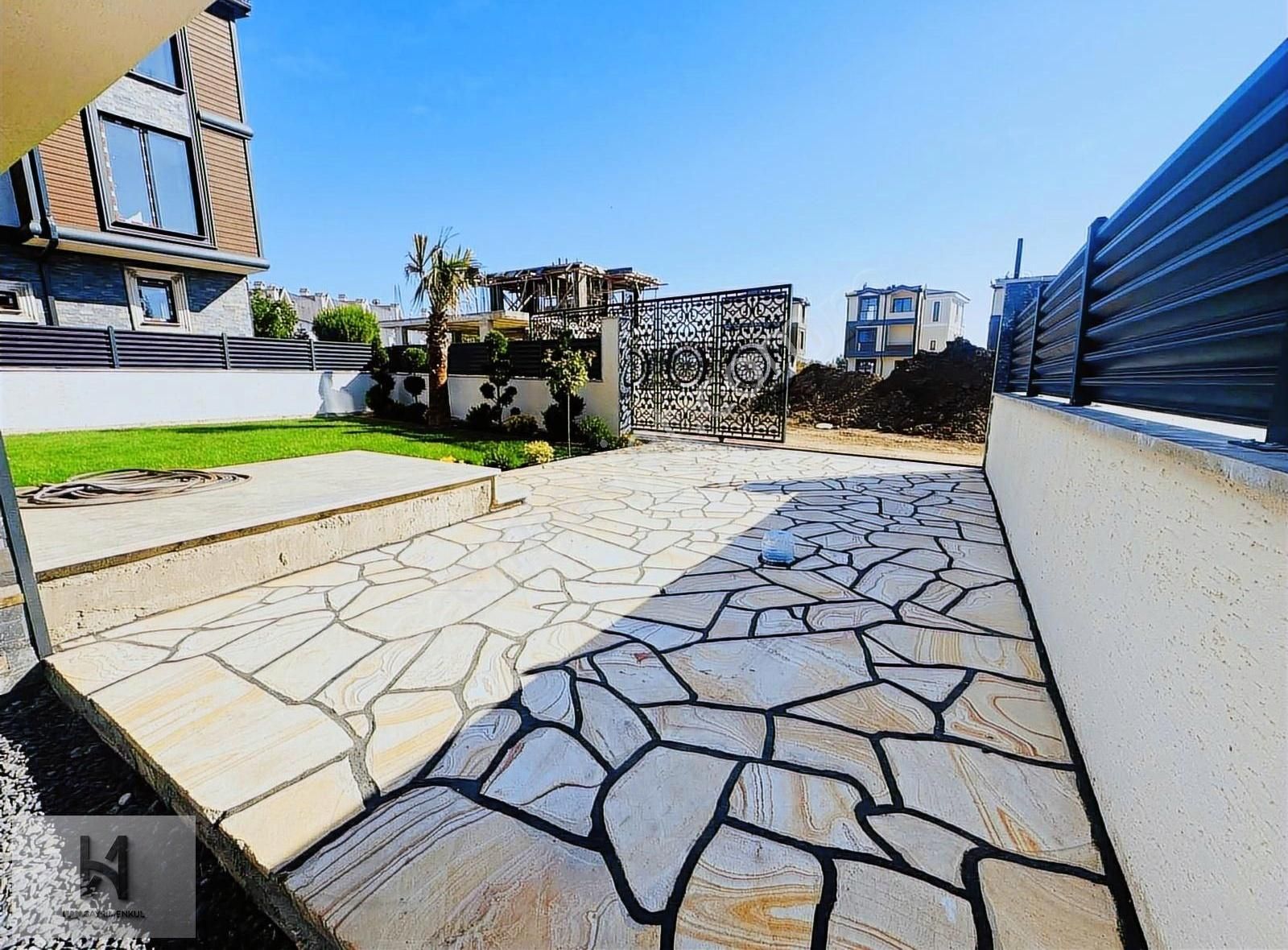 ▃▅▇han İnşaat▇▅▃deniz Tarafında Geniş Bahçeli Müstakil Villa - Görsel 26