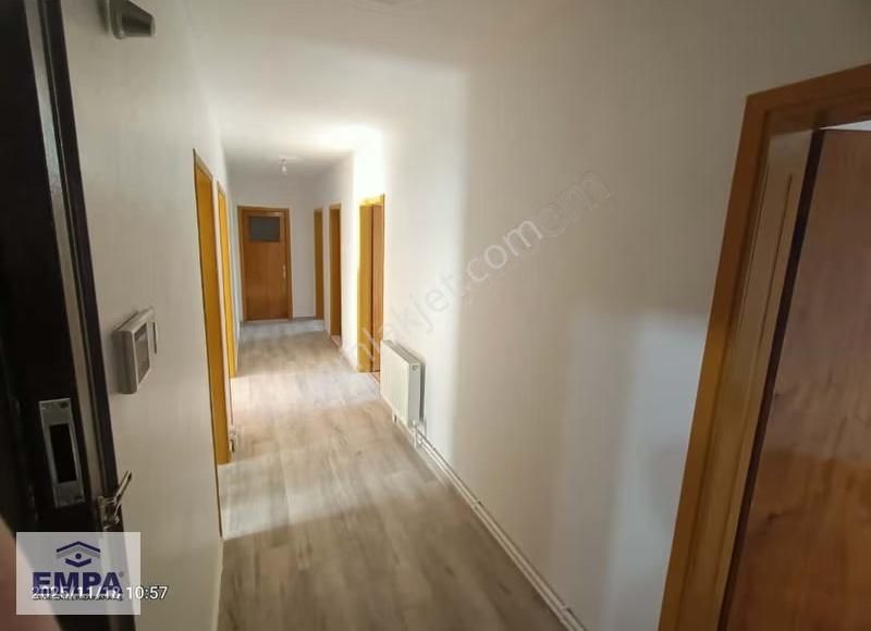 Empa'dan Vişnelik Öğretmenler Bulv. 3+1 135m² Bakımlı Kiralık - Görsel 8