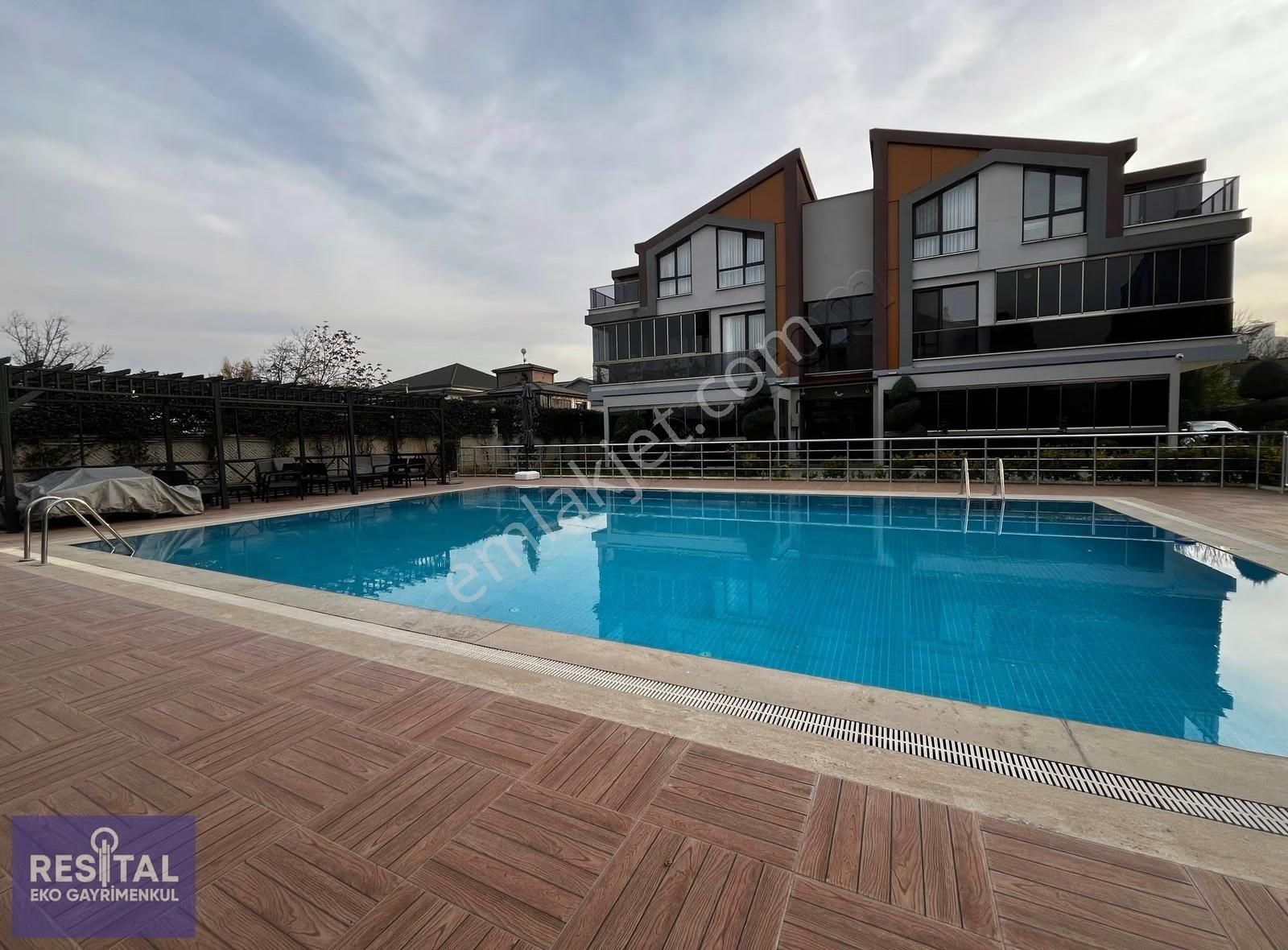 Villa Tipi-az Katlı-butik Sitede-satılık 3+1 Daire - Görsel 9