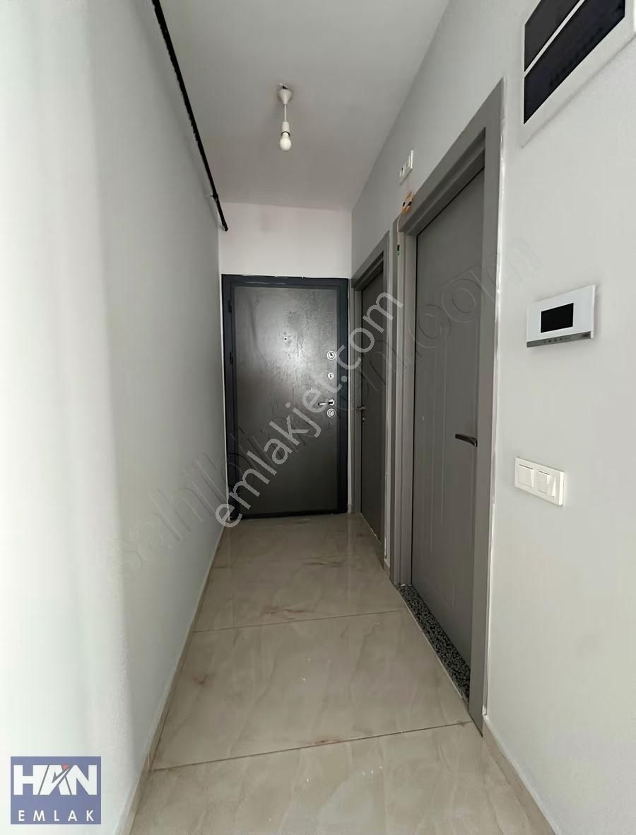 Han Emlaktan Kuyulukta Yatırımlık Kiracılı Satılık 1+1 Daire - Görsel 2