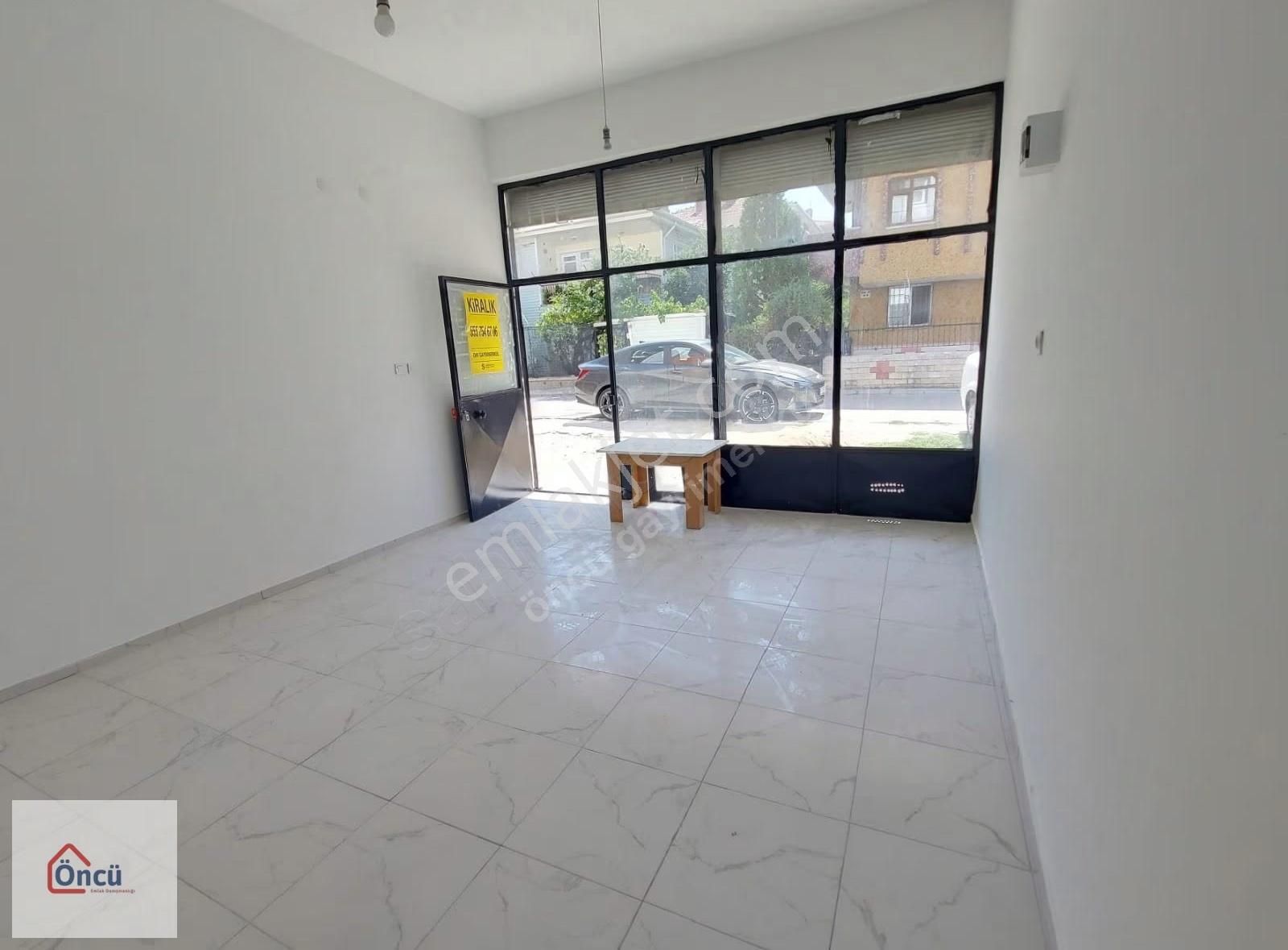 Öncü'den Akşemsettin Mah'de Satılık 30 M2 Dükkan - Görsel 2