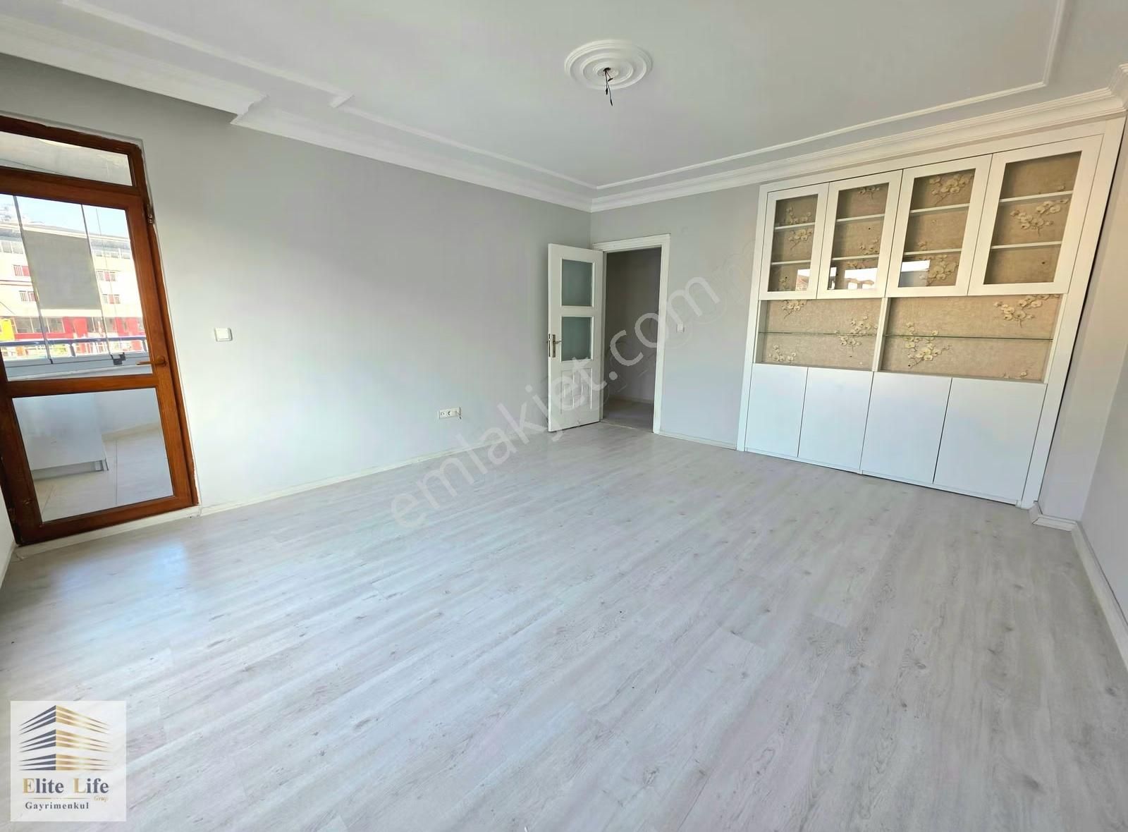 Çekmeköy Mehmet Akif Mahallesinde Merkezi Konumda 4+2 Dubleks - Görsel 32