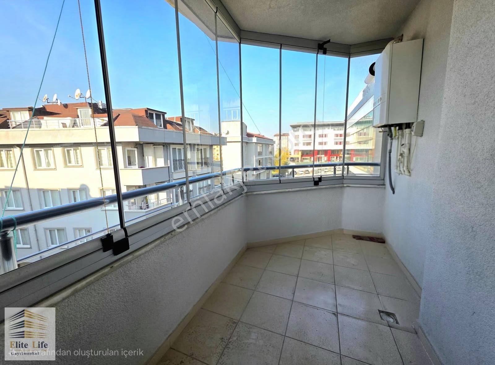 Çekmeköy Mehmet Akif Mahallesinde Merkezi Konumda 4+2 Dubleks - Görsel 8