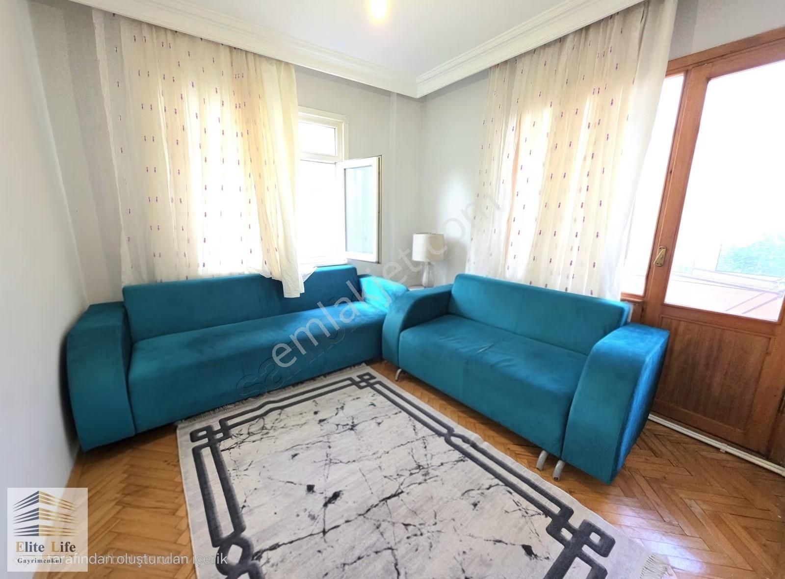 Üsküdar Zeynep Kamil'de Kat Mülkiyetli Balkonlu 2+1 Daire
