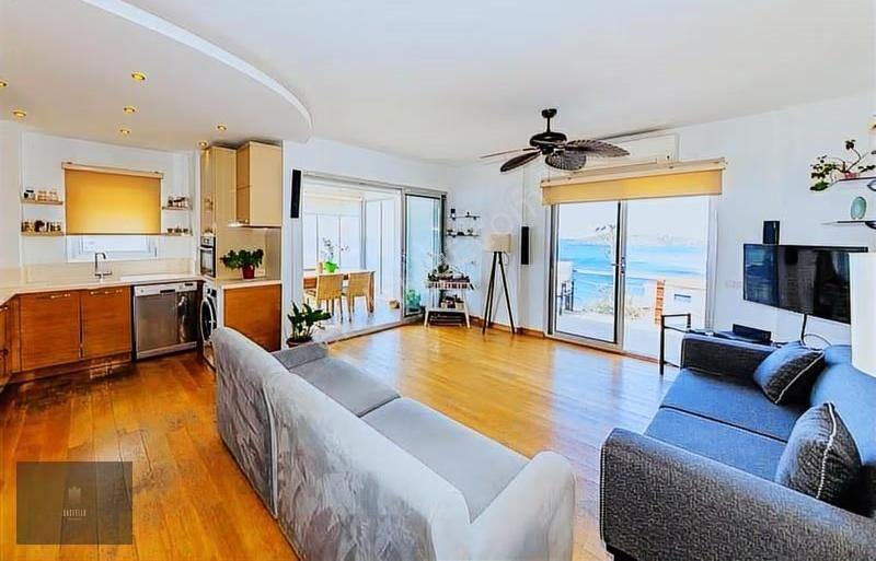 Yalıkavak Geriş'te Yıllık Kiralık Deniz Manzaralı Üst Kat Daire - Görsel 5