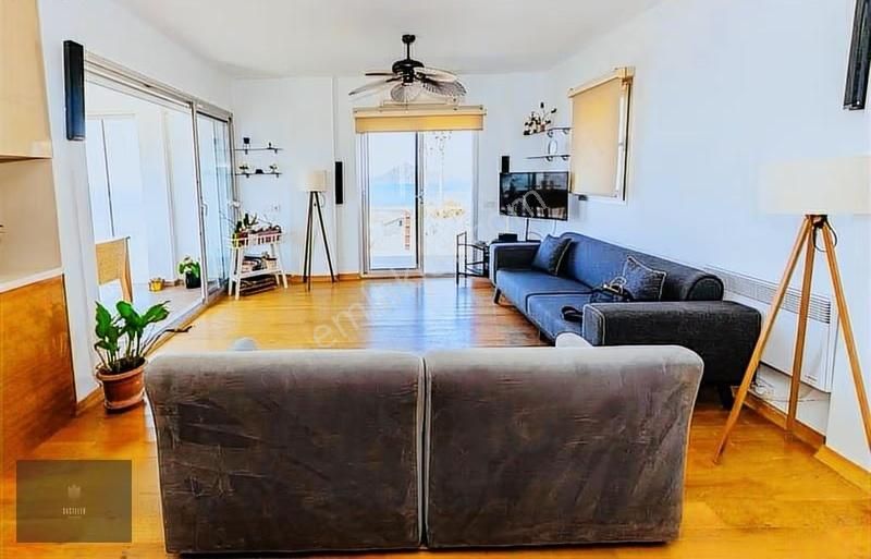 Yalıkavak Geriş'te Yıllık Kiralık Deniz Manzaralı Üst Kat Daire - Görsel 3