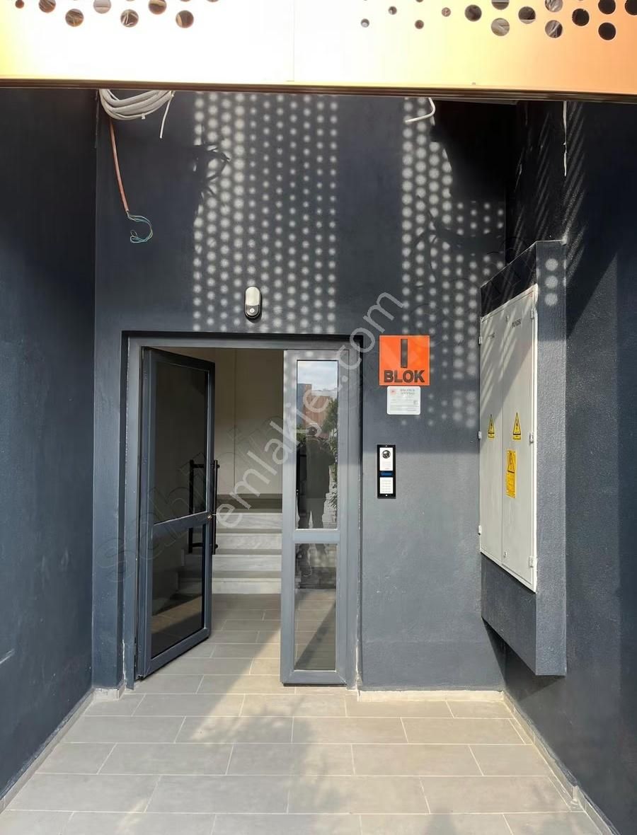 Gürültüden Uzak,kaliteden Tavizsiz Az Katlı Elit Site Hayatı.. - Görsel 14