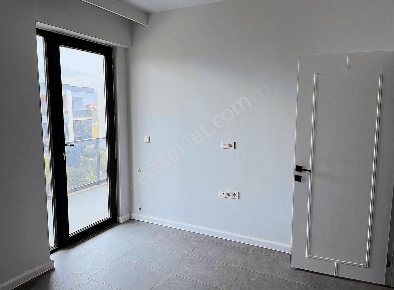 Gürültüden Uzak,kaliteden Tavizsiz Az Katlı Elit Site Hayatı.. - Görsel 16