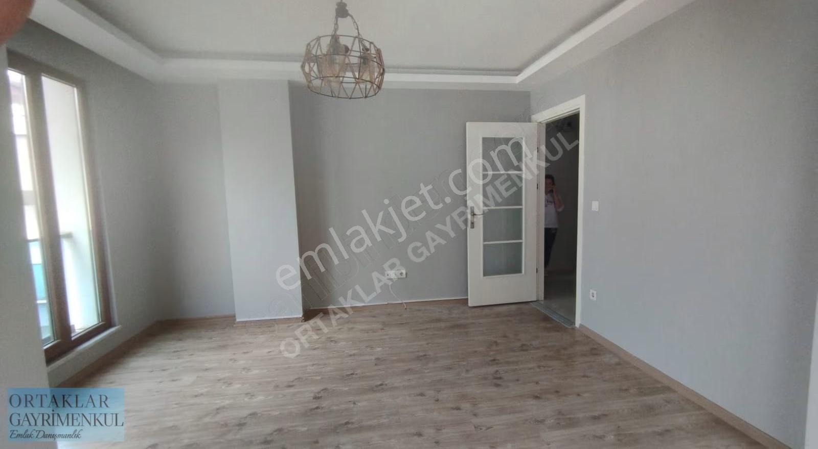 Sancaktepe Atatürk Mahallesi'nde 2+1 Üst Dublex - Görsel 3