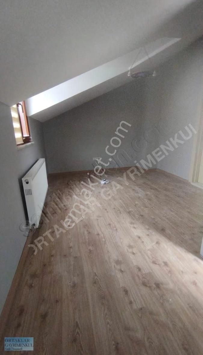 Sancaktepe Atatürk Mahallesi'nde 2+1 Üst Dublex - Görsel 2